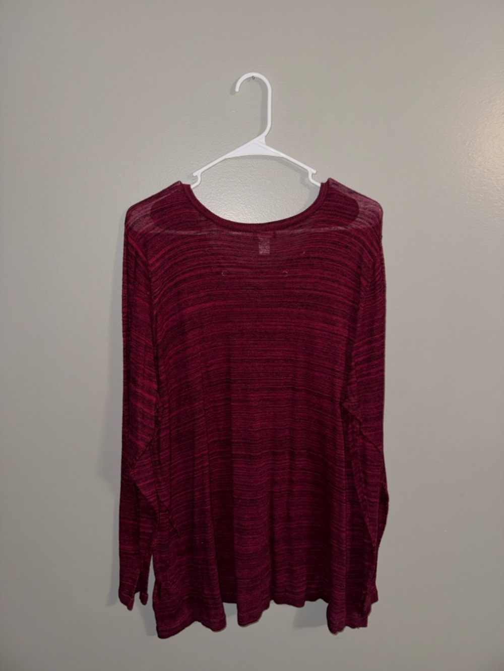 Women’s Basic Editions Top - Picture 4 of 4